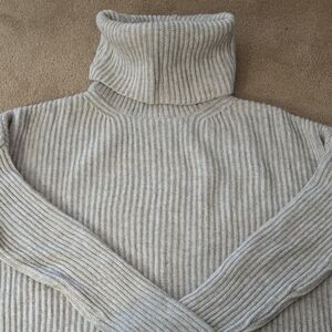 Catherine Malandrino Gray Ribbed Turtleneck Sweater